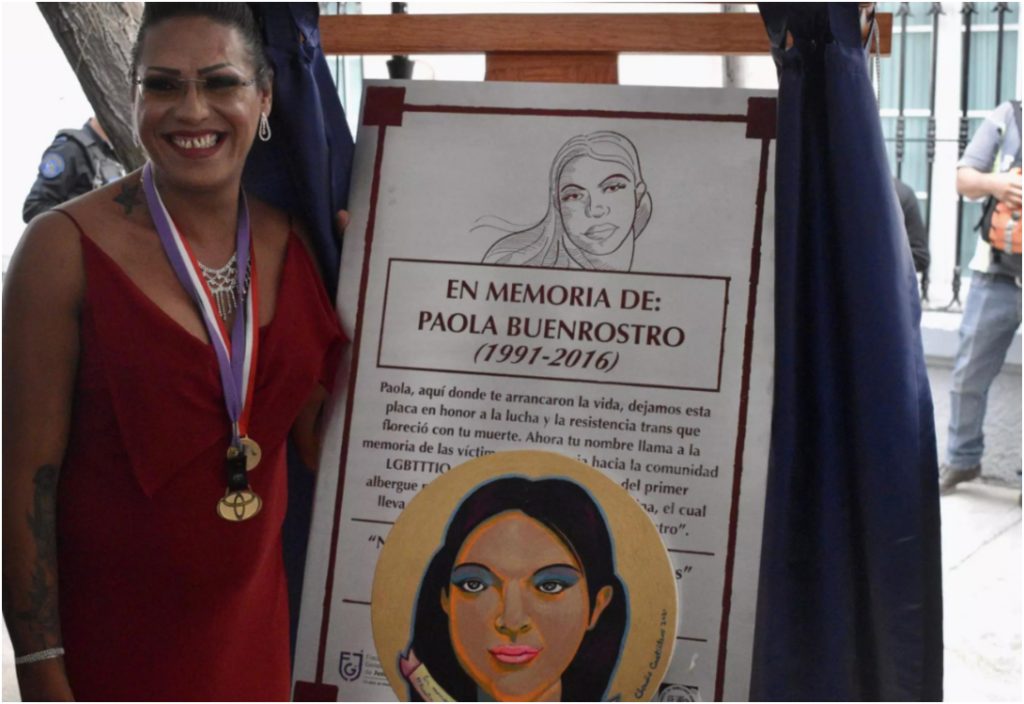 Congreso CdMx aprueba la Ley 'Paola Buenrostro' para tipificar como delito el transfeminicidio